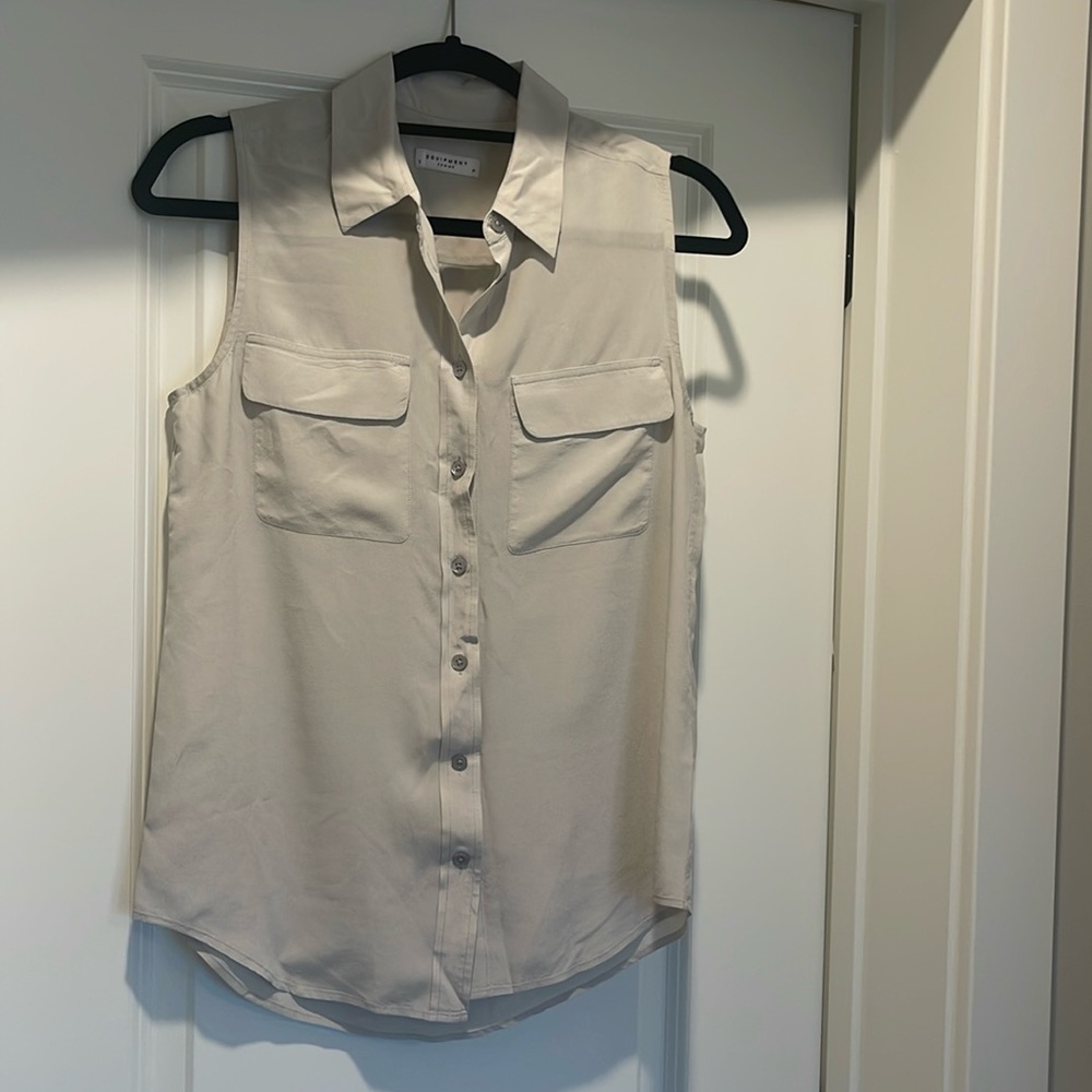 Equipment silk button up sleeveless top